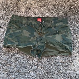 Camouflage Jean Shorts - Juniors Size 5